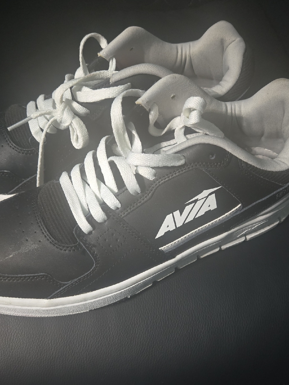 Avia Men’s Black and White Low-Top Sneakers